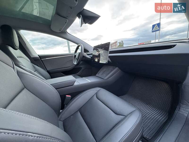 Седан Tesla Model 3 2024 в Борисполе фото 31 Седан Tesla Model 3 2024 в Борисполе