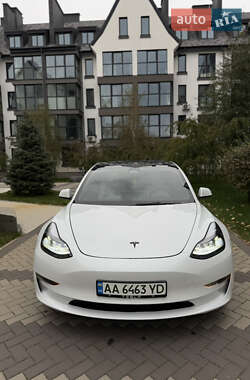 Седан Tesla Model 3 2023 в Киеве