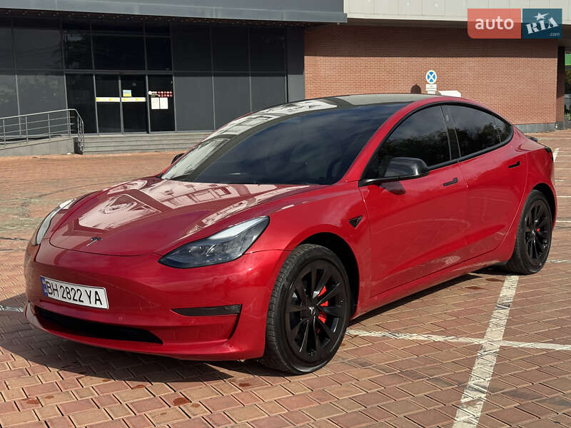 Седан Tesla Model 3 2022 в Одессе