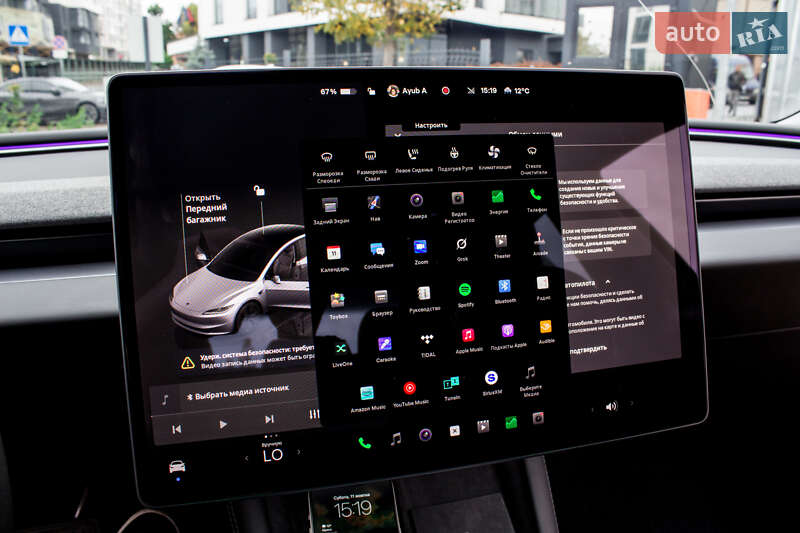 Седан Tesla Model 3 2024 в Львові фото 46 Седан Tesla Model 3 2024 в Львові