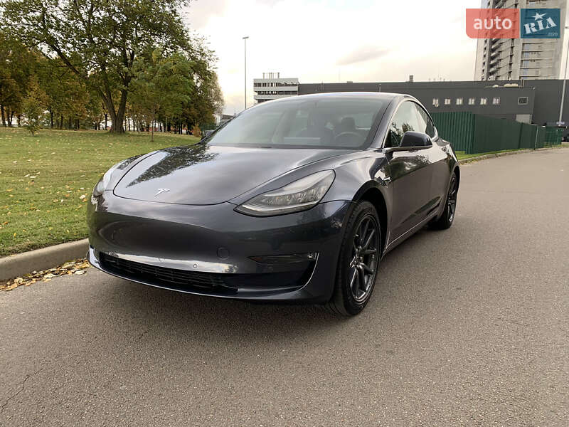 Седан Tesla Model 3 2018 в Киеве фото 2 Седан Tesla Model 3 2018 в Киеве