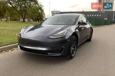 Седан Tesla Model 3 2018 в 
