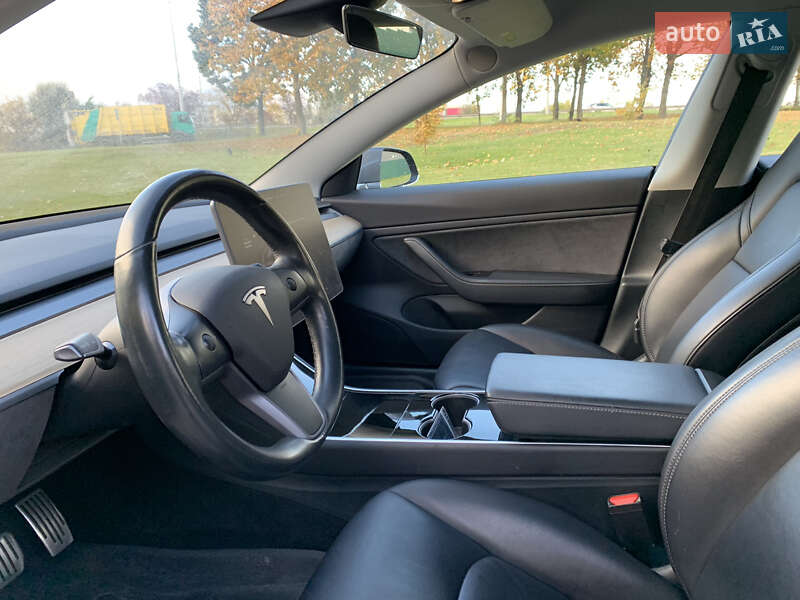 Седан Tesla Model 3 2018 в Киеве фото 10 Седан Tesla Model 3 2018 в Киеве