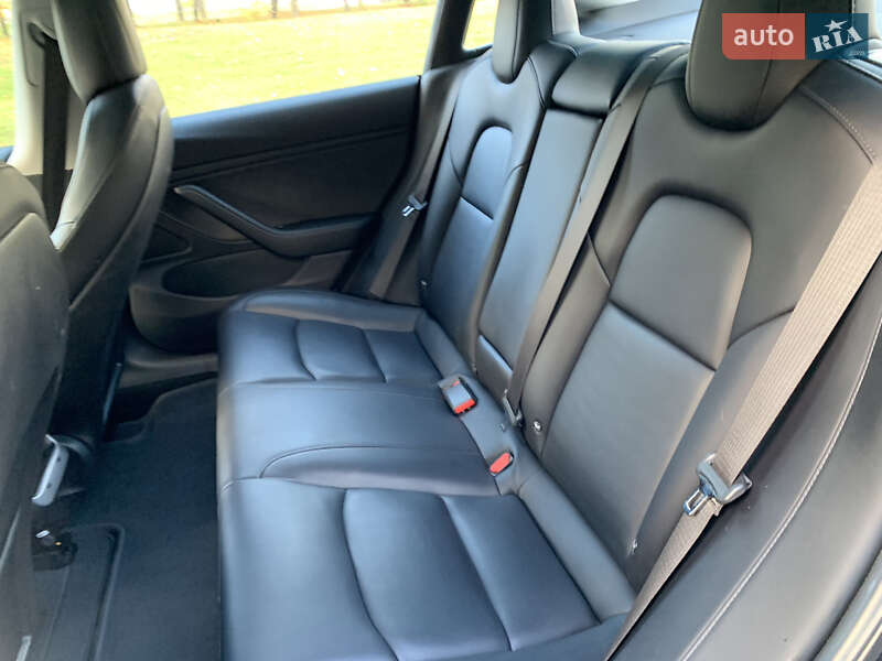 Седан Tesla Model 3 2018 в Киеве фото 13 Седан Tesla Model 3 2018 в Киеве