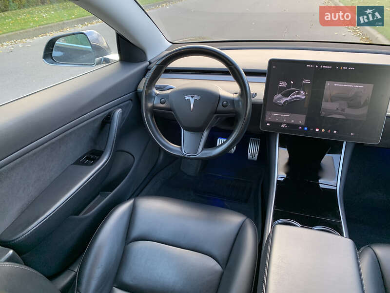 Седан Tesla Model 3 2018 в Киеве фото 17 Седан Tesla Model 3 2018 в Киеве