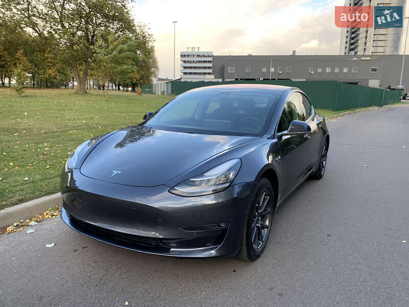 Седан Tesla Model 3 2018 в Киеве фото 22 Седан Tesla Model 3 2018 в Киеве