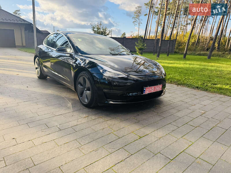 Tesla Model 3 2019