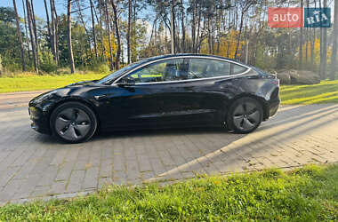 Седан Tesla Model 3 2019 в 