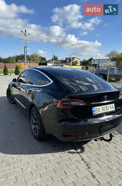 Седан Tesla Model 3 2019 в 