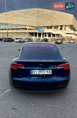 Седан Tesla Model 3 2018 в 