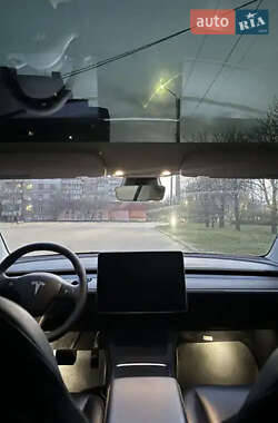 Седан Tesla Model 3 2022 в  фото 13 Седан Tesla Model 3 2022 в