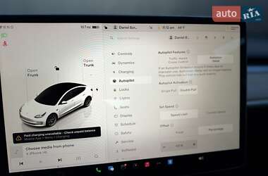 Седан Tesla Model 3 2023 в 