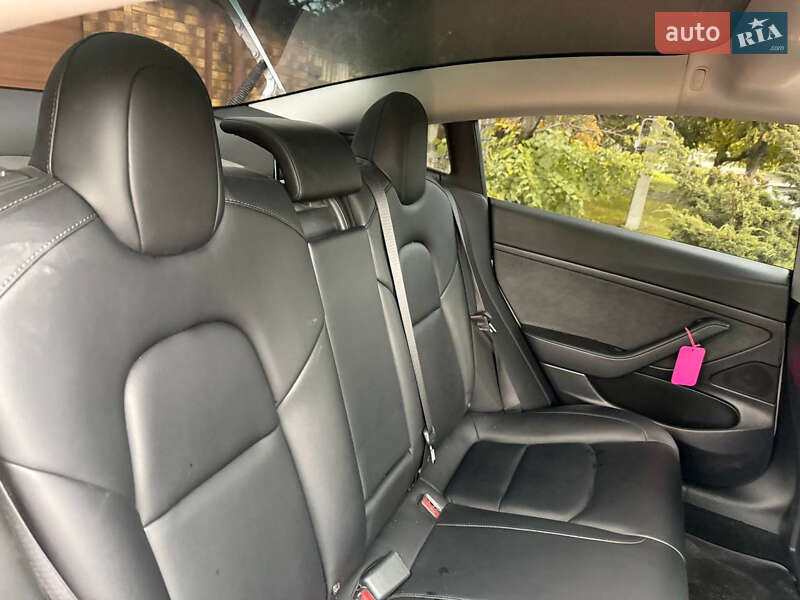 Седан Tesla Model 3 2021 в Одесі