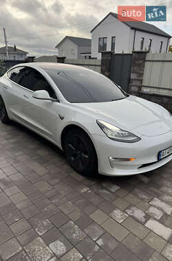 Седан Tesla Model 3 2018 в 
