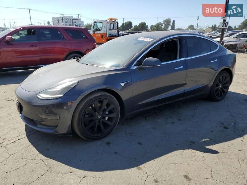Tesla Model 3 2018