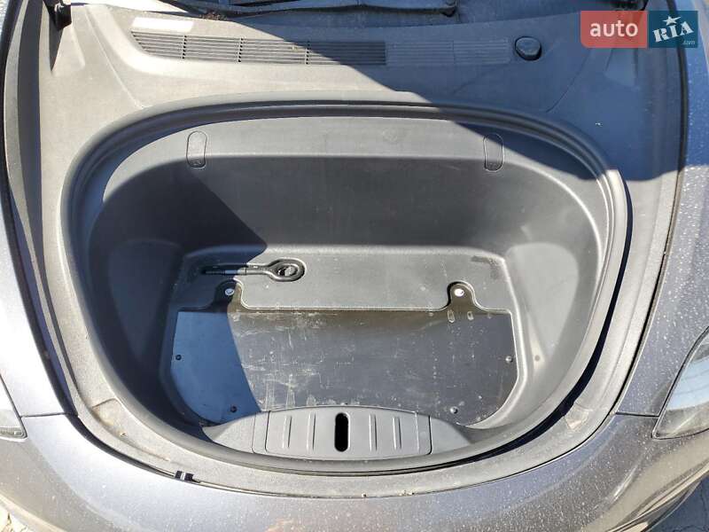 Седан Tesla Model 3 2018 в Одесі фото 11 Седан Tesla Model 3 2018 в Одесі