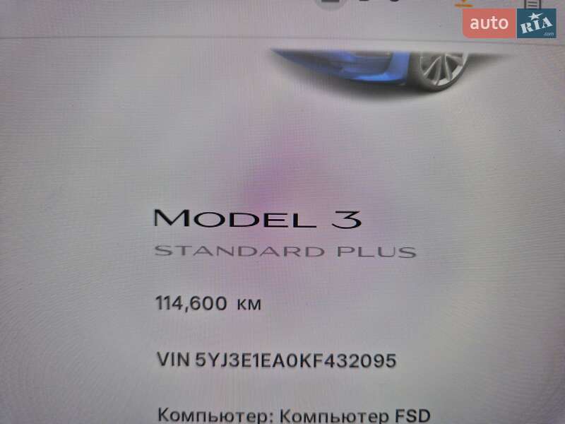 Седан Tesla Model 3 2019 в Киеве