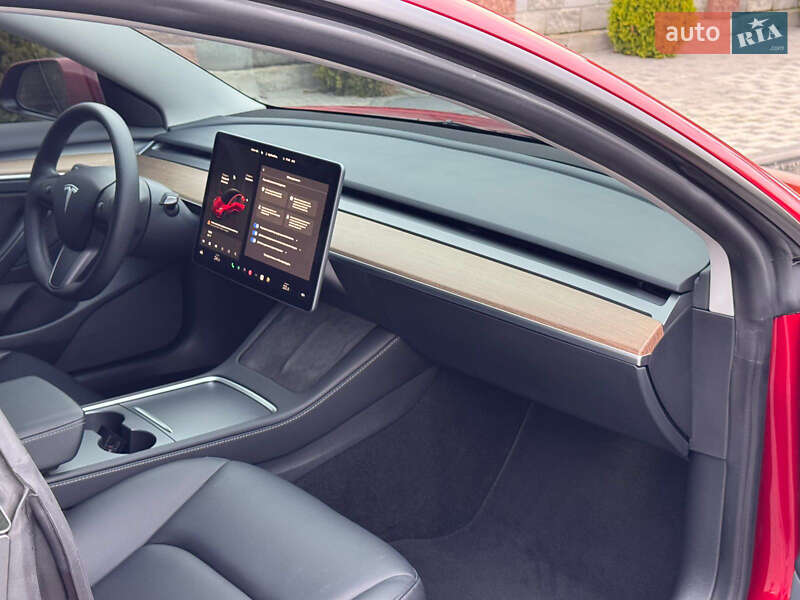 Седан Tesla Model 3 2022 в Киверцах фото 22 Седан Tesla Model 3 2022 в Киверцах
