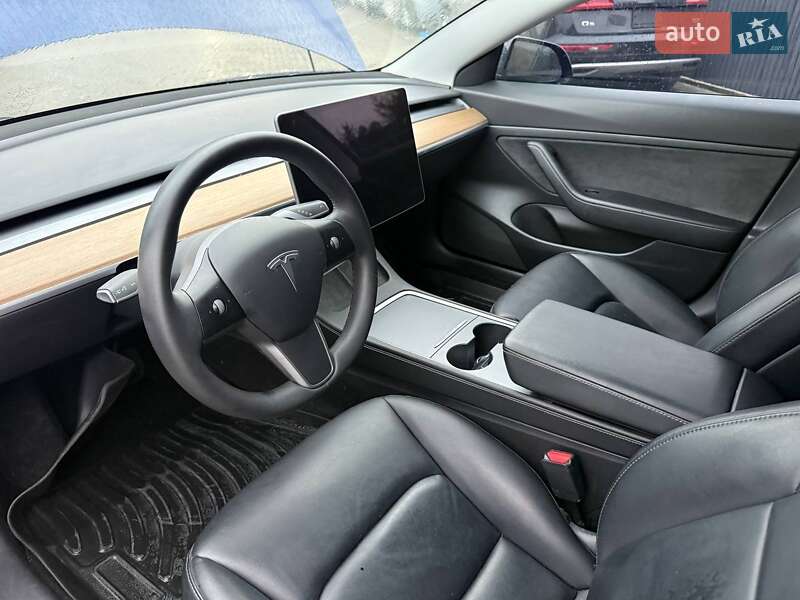 Седан Tesla Model 3 2021 в Луцке фото 10 Седан Tesla Model 3 2021 в Луцке