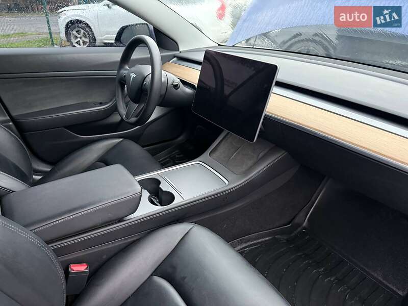 Седан Tesla Model 3 2021 в Луцке фото 18 Седан Tesla Model 3 2021 в Луцке