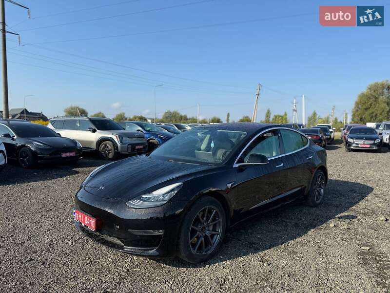 Tesla Model 3 2018