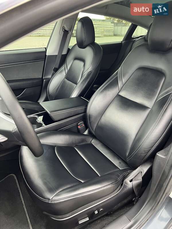 Седан Tesla Model 3 2019 в Сарнах фото 19 Седан Tesla Model 3 2019 в Сарнах