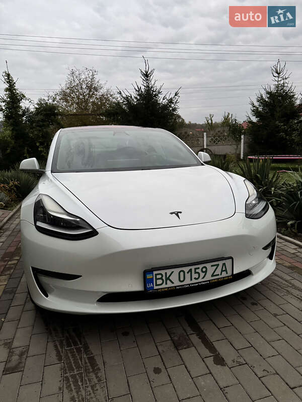 Tesla Model 3 2018 Tesla Model 3 2018