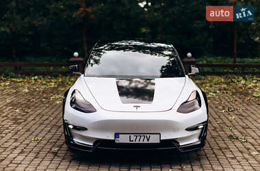 Седан Tesla Model 3 2019 в Львові фото 17 Седан Tesla Model 3 2019 в Львові