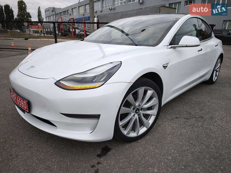 Седан Tesla Model 3 2019 в Киеве фото 8 Седан Tesla Model 3 2019 в Киеве