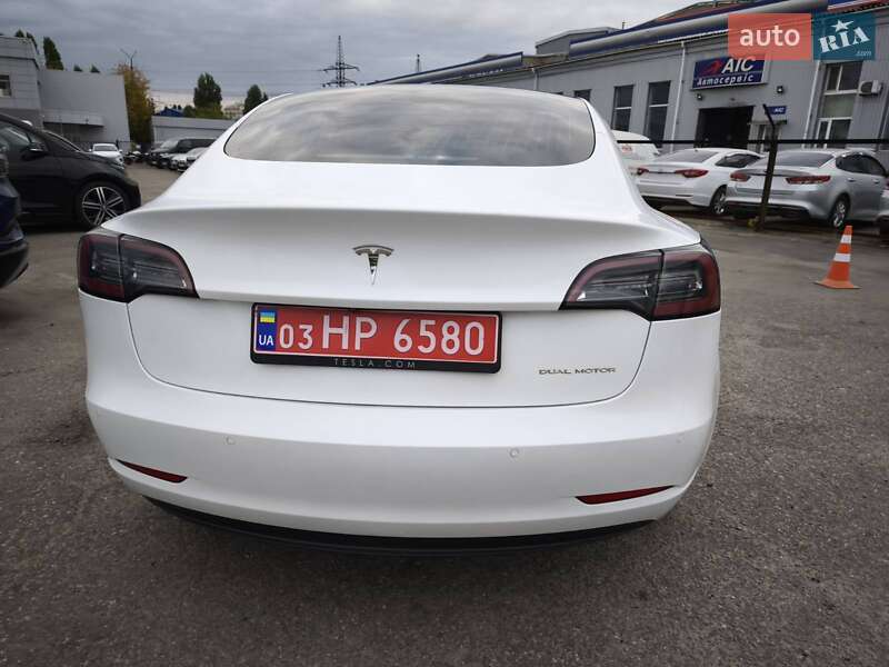 Седан Tesla Model 3 2019 в Киеве фото 20 Седан Tesla Model 3 2019 в Киеве