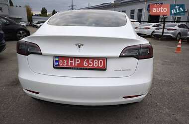 Седан Tesla Model 3 2019 в 
