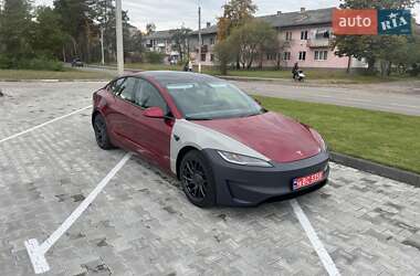 Седан Tesla Model 3 2024 в 