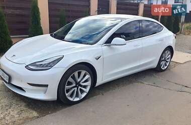 Седан Tesla Model 3 2019 в 