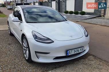 Седан Tesla Model 3 2019 в 