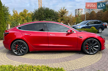Седан Tesla Model 3 2019 в 