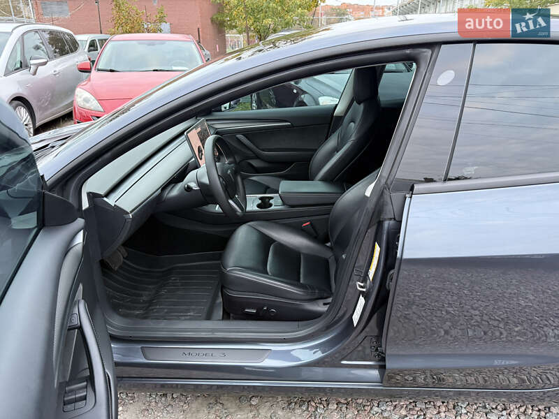 Седан Tesla Model 3 2021 в Полтаве