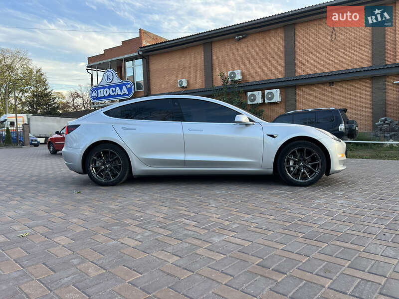 Седан Tesla Model 3 2018 в Валках фото 7 Седан Tesla Model 3 2018 в Валках