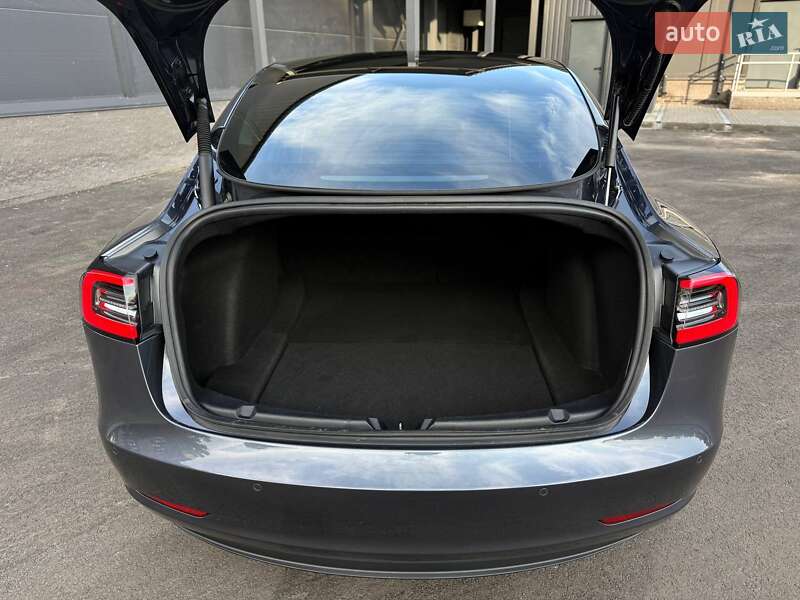 Седан Tesla Model 3 2022 в Кривому Розі фото 16 Седан Tesla Model 3 2022 в Кривому Розі
