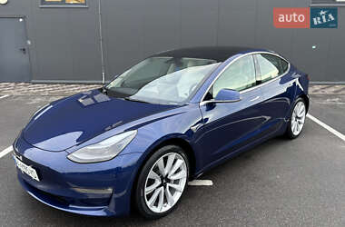 Седан Tesla Model 3 2020 в Киеве
