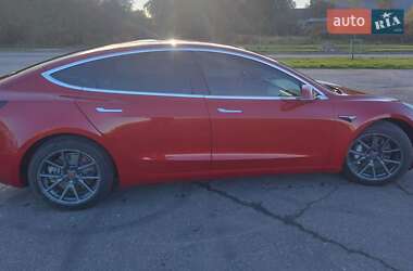 Седан Tesla Model 3 2018 в 