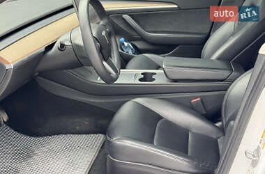 Седан Tesla Model 3 2021 в  фото 17 Седан Tesla Model 3 2021 в