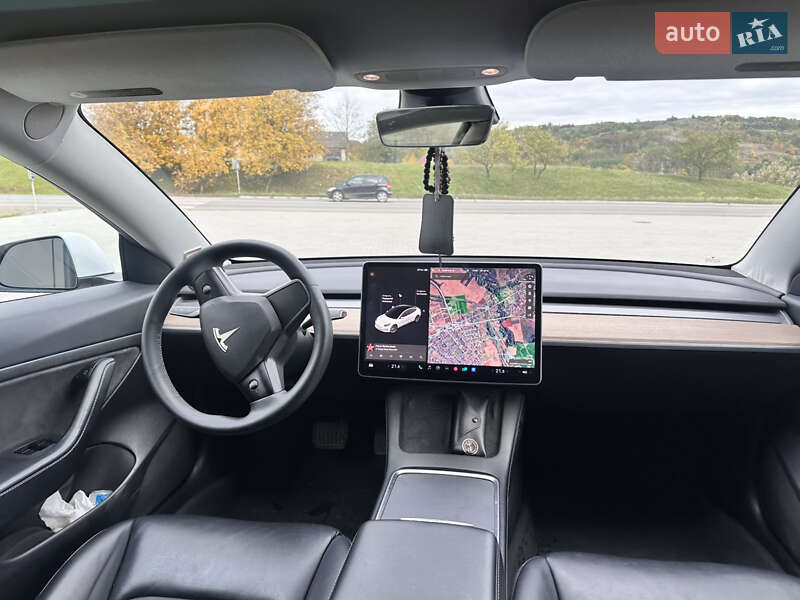 Седан Tesla Model 3 2020 в Черновцах фото 22 Седан Tesla Model 3 2020 в Черновцах