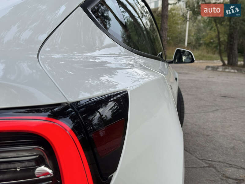 Седан Tesla Model 3 2022 в Нетешине фото 8 Седан Tesla Model 3 2022 в Нетешине
