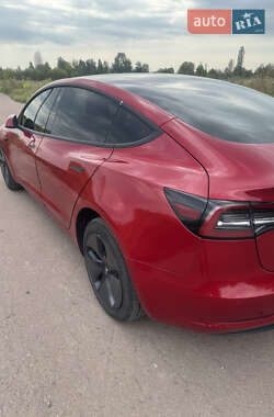Седан Tesla Model 3 2018 в 