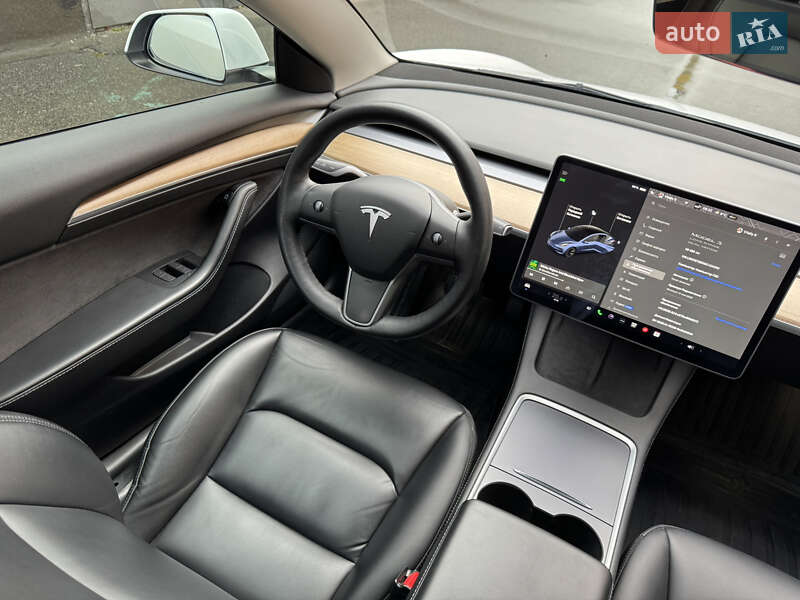 Седан Tesla Model 3 2021 в Киеве фото 15 Седан Tesla Model 3 2021 в Киеве