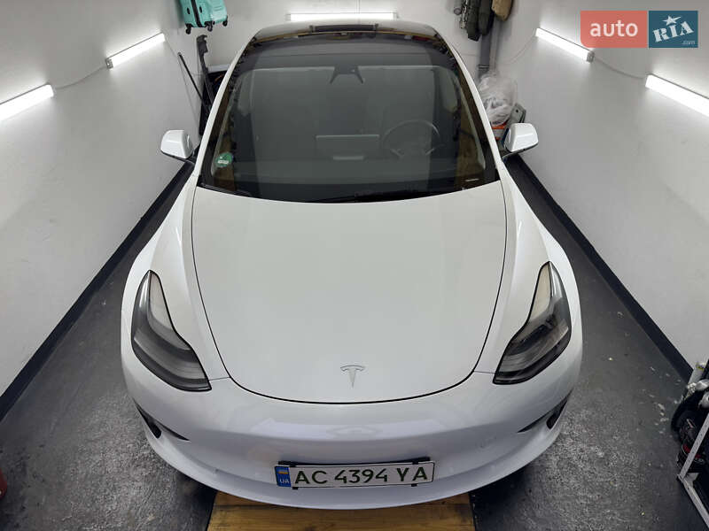 Седан Tesla Model 3 2021 в Киеве фото 21 Седан Tesla Model 3 2021 в Киеве