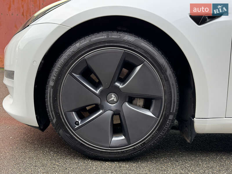 Седан Tesla Model 3 2021 в Киеве фото 35 Седан Tesla Model 3 2021 в Киеве