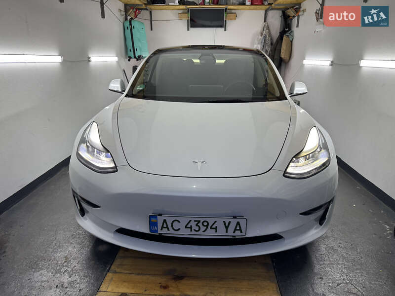 Седан Tesla Model 3 2021 в Киеве фото 22 Седан Tesla Model 3 2021 в Киеве