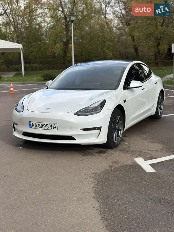Седан Tesla Model 3 2022 в Чернігові фото 11 Седан Tesla Model 3 2022 в Чернігові