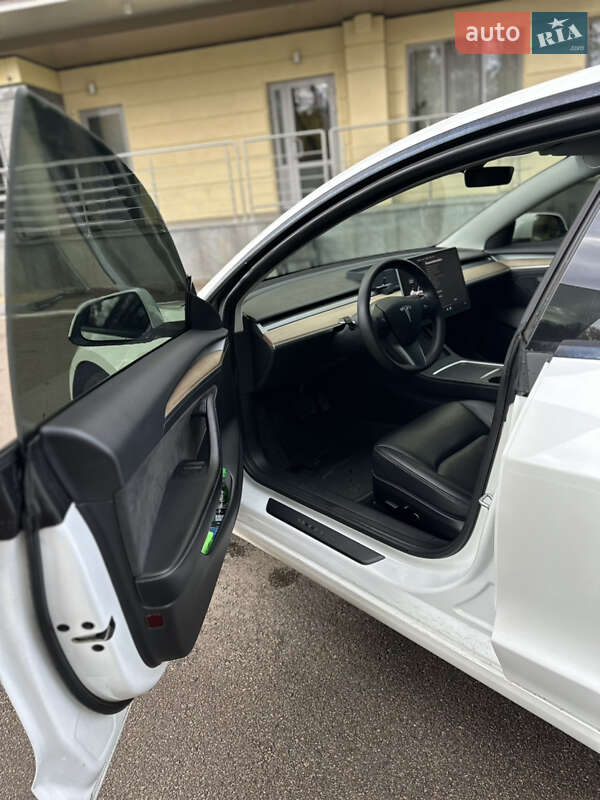 Седан Tesla Model 3 2022 в Чернігові фото 16 Седан Tesla Model 3 2022 в Чернігові